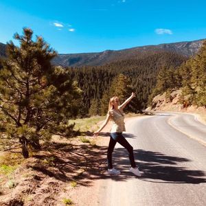 Meet your Posher, Abbey